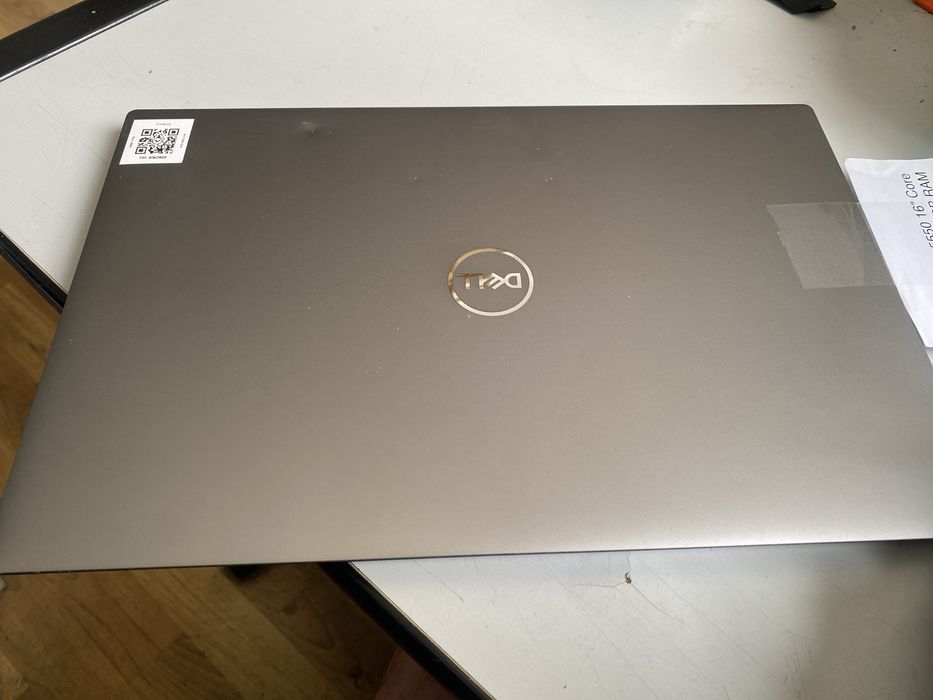 15.6 Dell Precision 5550  4K IPS Touchscreen  i7 nVidia Quadro 4GB Win 11