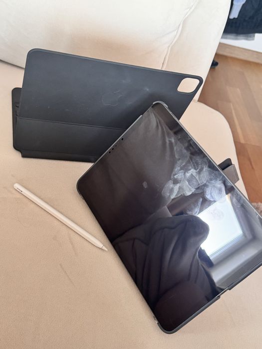 Ipad pro 11 3gen. + magic keybord + apple pen + etui moshi