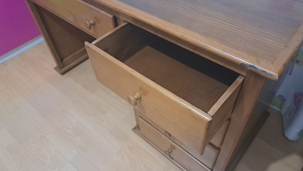 Secretária em madeira