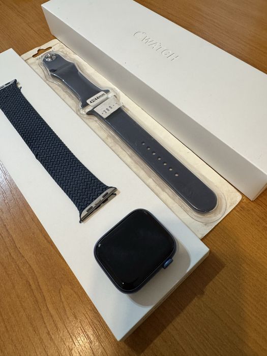 Apple Watch Series 7 45mm.