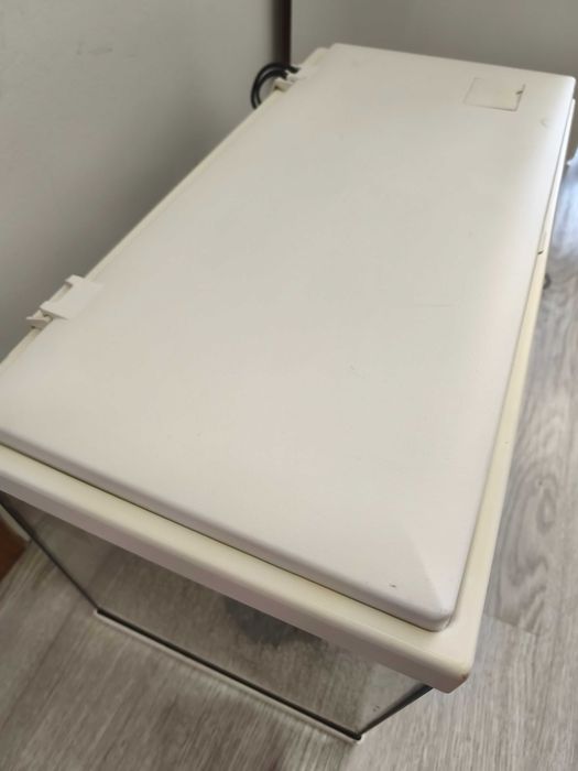 Aquário 26x51 cm como novo com acessórios