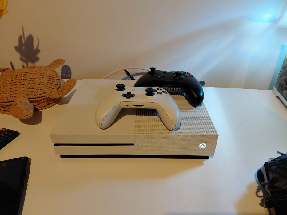 X box one s ze stacja dysków 1 T