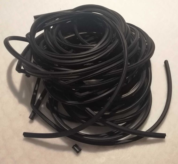 Uszczelka do okien PCV S-1019 (łącznie 20 metrów)