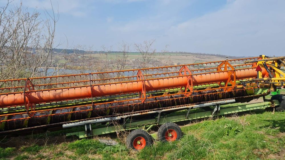 Терміново продам жатку зернову vario 900 2005 рік