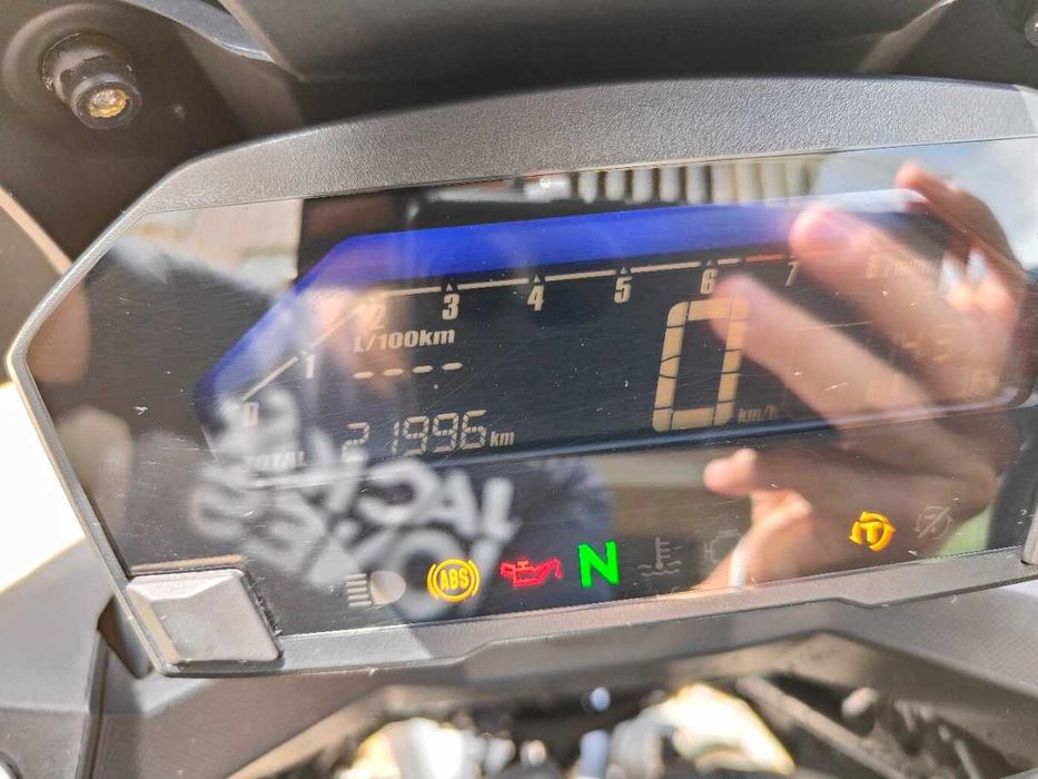 Honda NC 750X (2019) – 22.000 km – Com muitos extras!