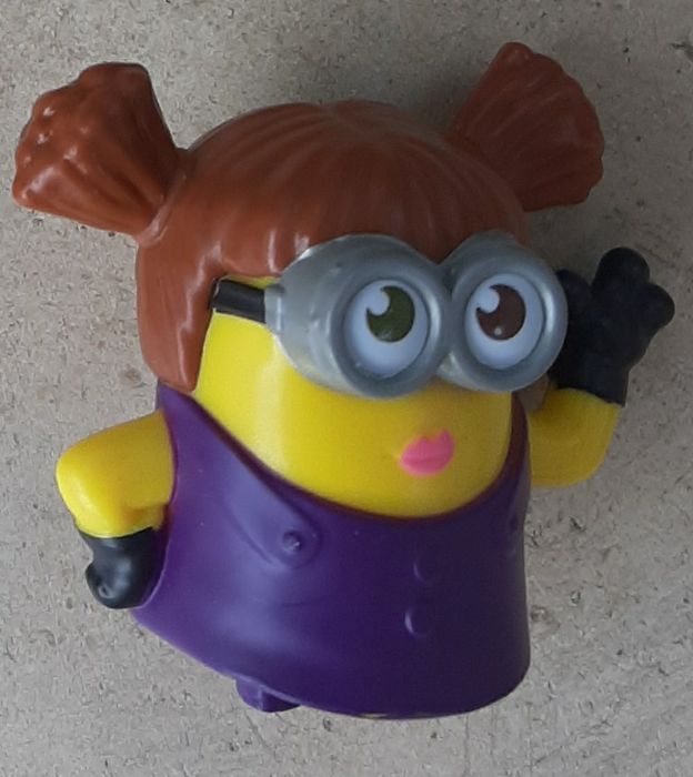Bonecos Coleção - Minions e não só