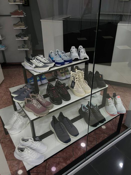 Вітріна островок