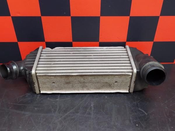 Radiador do intercooler TOYOTA Proace Chassis (MDZ_)