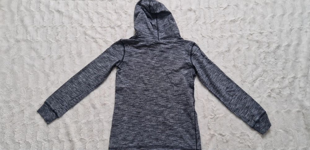 Bluzka chłopięca z kapturem 146/152