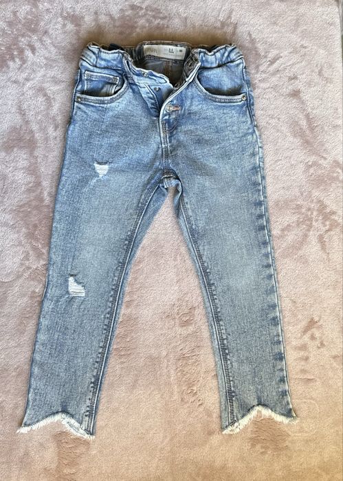 Джинси zara 98р на дівчинку 2-3р