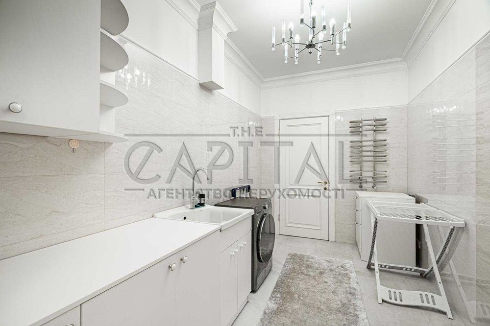 РОЗКІШНИЙ Будинок ГАРНИЙ РЕМОНТ 750м2 Крюківщина 20 соток Озеро Ліс