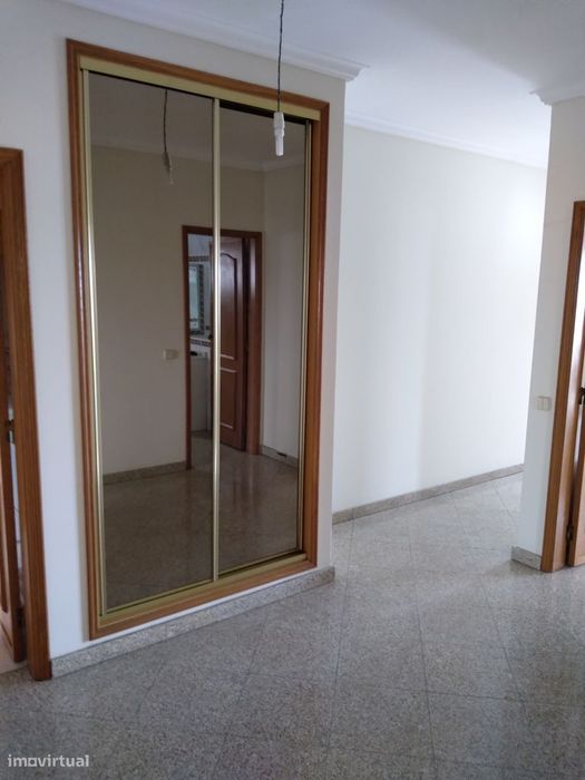 Apartamento T1 com varanda em Ílhavo