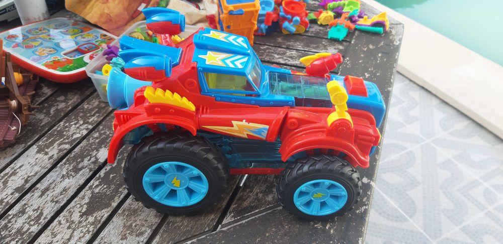 Camião dos super zink