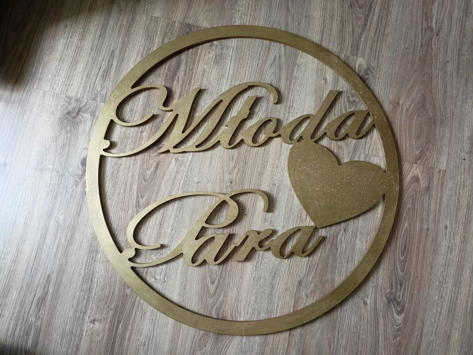 Obręcz młoda para dekoracja ścianki