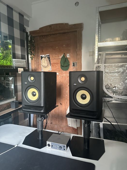 REZERWACJA Monitory studyjne KRK Rokit 5 g4 + STOJAKI