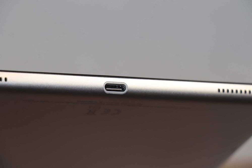 Samsung Galaxy Tab A 10.1 (2019) 32GB LTE SM-T515, дуже гарний стан!