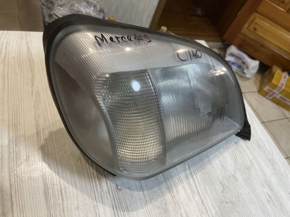 Mercedes-Benz W140 Coupe cl правая фара Glass Bosch 1305544172