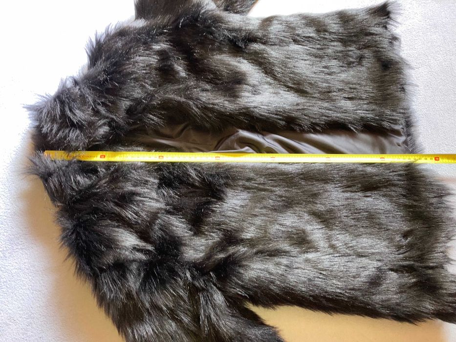 Czarne futro sztuczne unisex
