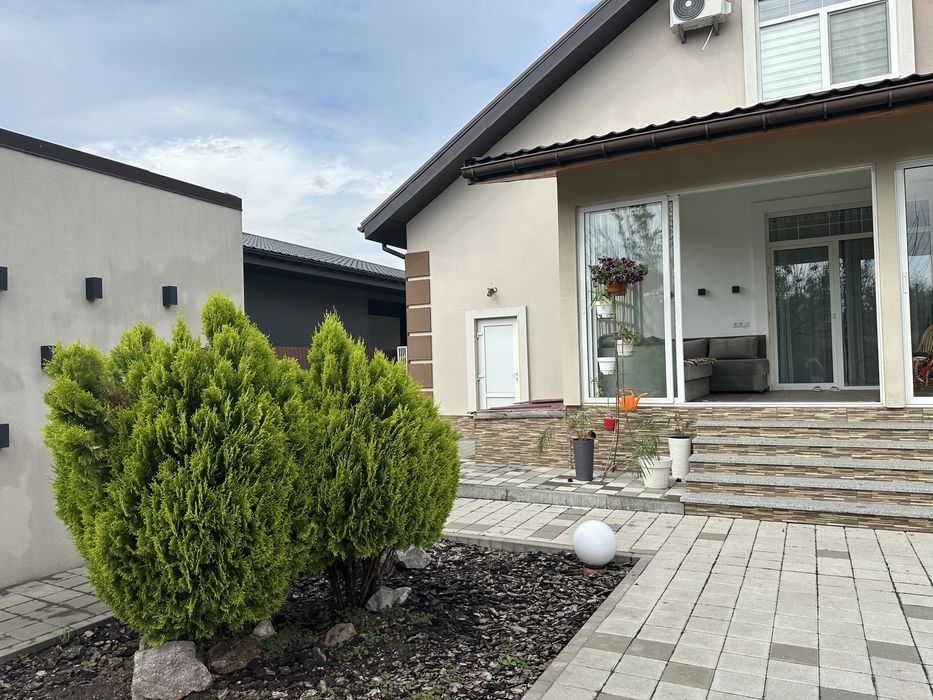 Сучасний будинок 240 м² на ділянці 12 соток Біла Церква - View 6