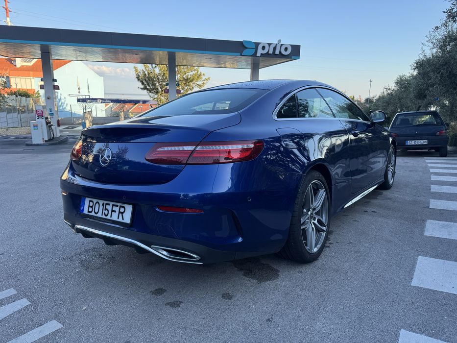 Mercedes Benz class  E  220 D  Coupe  AMG ( jantes 19)  2020