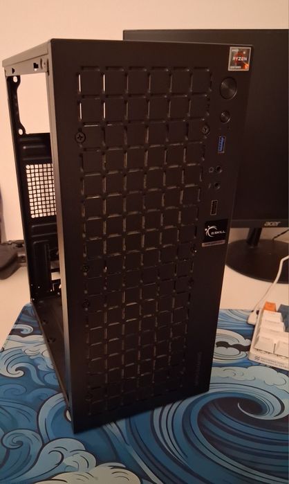 Gabinete micro atx