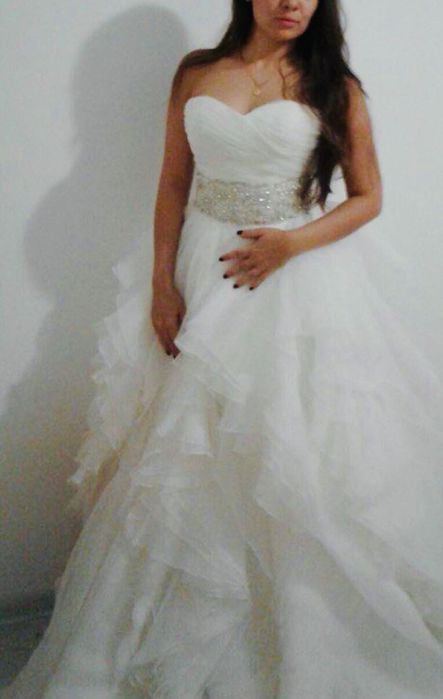 Весільна сукня колір Ivory