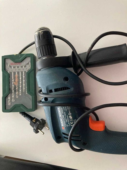 Berbequim com percussao 500W Otima condicao de uso.