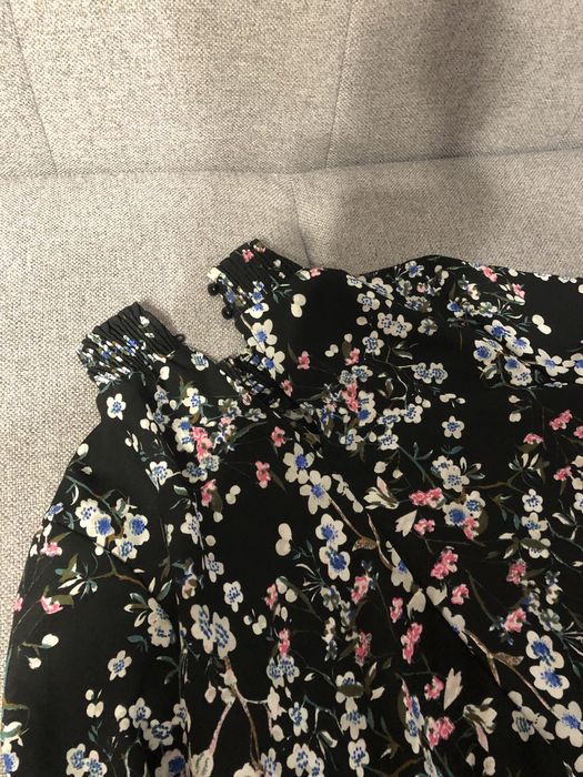 Блузки жіночі