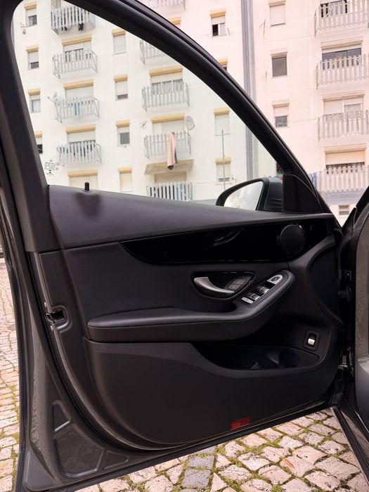 2017 Mercedes-Benz C180