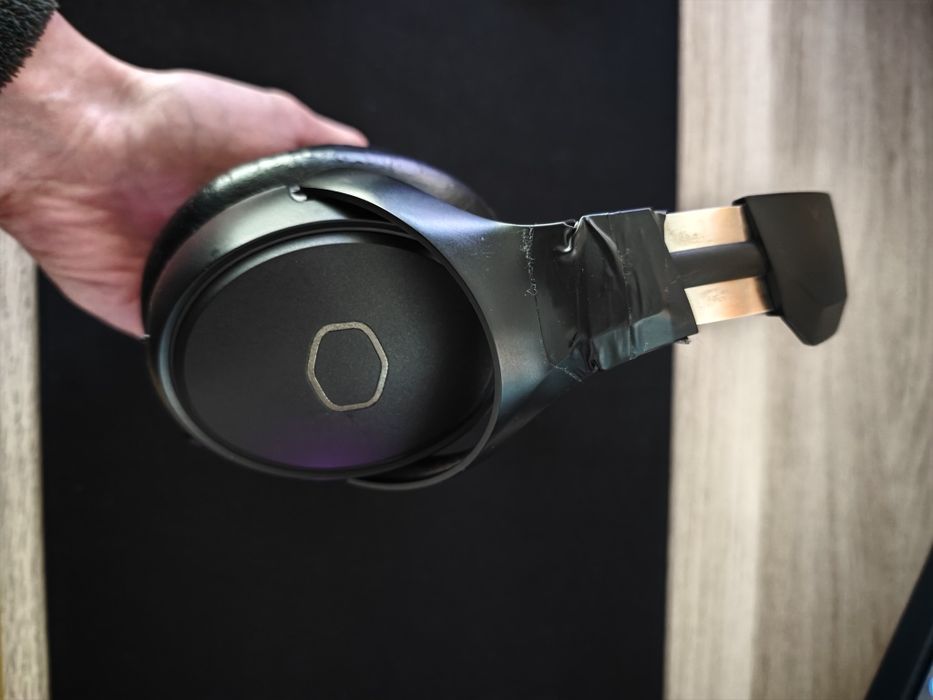 Cooler Master MH670