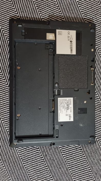 Ноутбук Fujitsu LifeBook U7410 i5-10310U