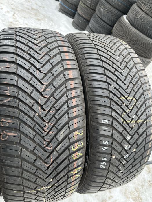 235/45/R19 (Пара) Continental AllSeasonContact