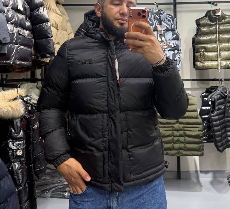 Пуховик Hugo Boss чорний Чоловіча куртка