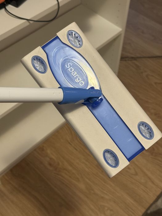 Mop Spargo – płaski, teleskopowy, sprawny + wklady mokre i suche