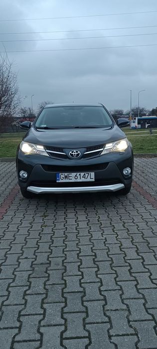 Toyota RAV4 Toyota RAV IV, napęd 4x4, drugi właściciel, kupiona w Polskim salonie