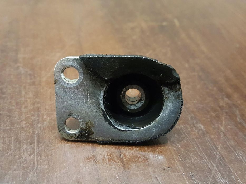 Stihl 038 Av Ms 380 Mocowanie Uchwyt