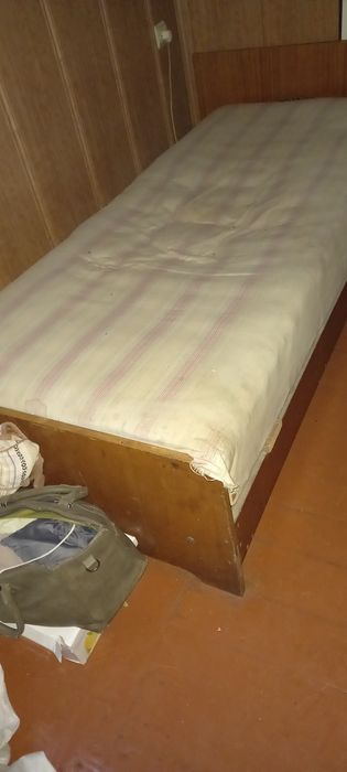 Ліжко безкоштовно