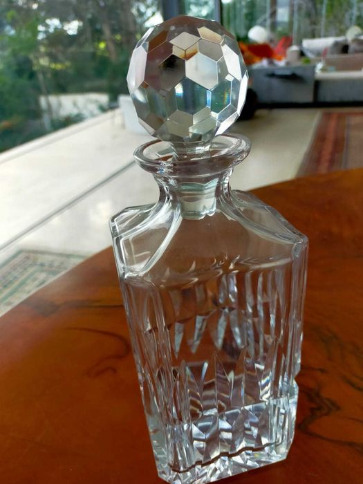 Garrafa  quadrada de cristal64376374083331121