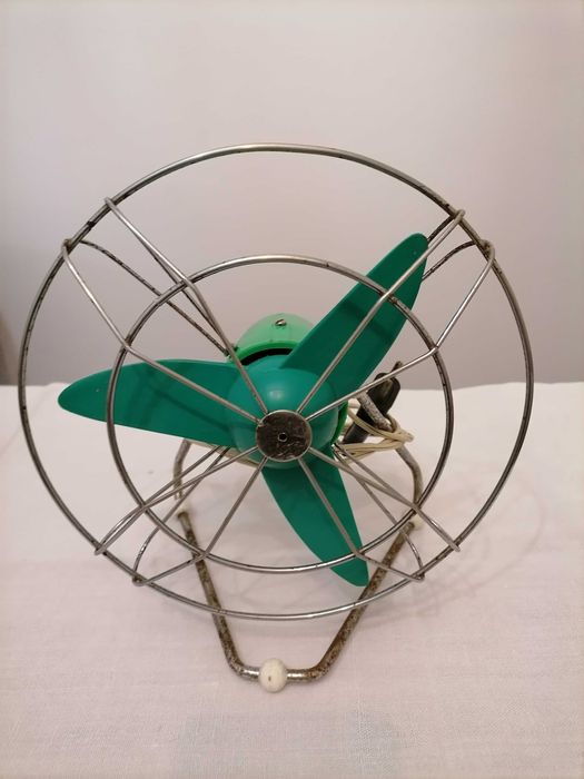 Ventoinha antiga a funcionar