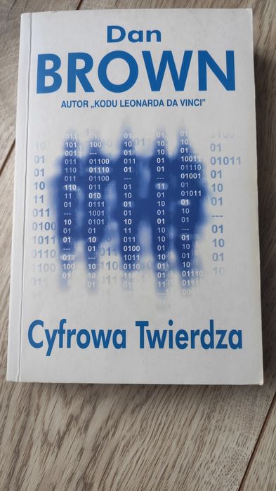 Cyfrowa twierdza - Dan Brown (autor Aniołów i Demonów) | BDB