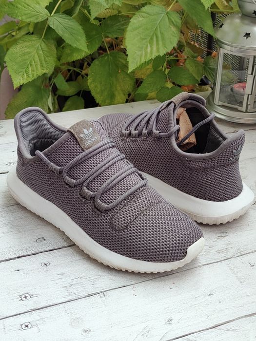 Buty Adidas Tubular Shadow (AQ0386) r.38
