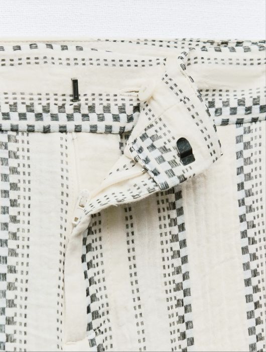 Смугасті брюки-чинос Zara