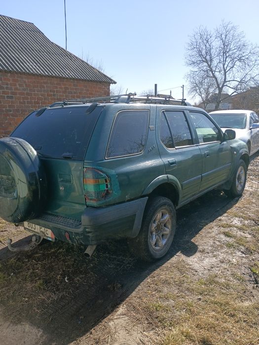 Опель Фронтера В