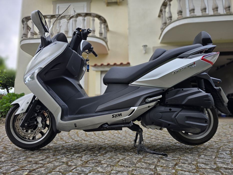 SYM GTS 300i ABS (2016) • 19.500 km • Excelente estado