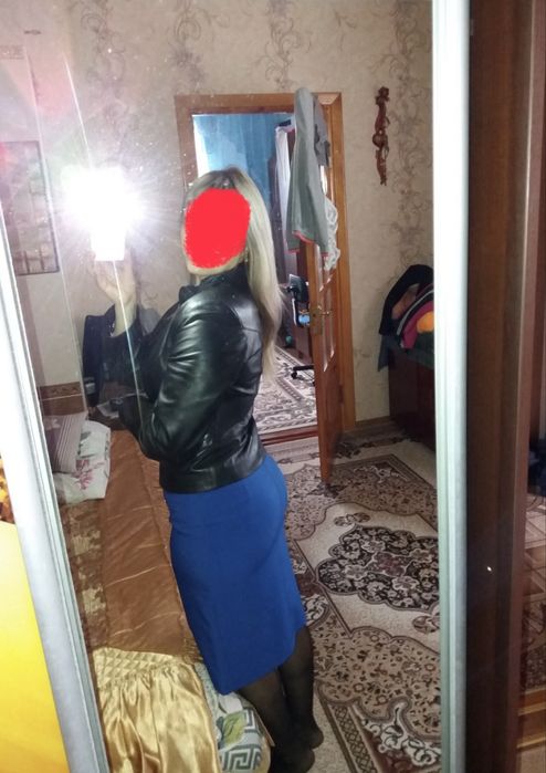 Продам натуральну шкіряну куртку.Демісезон.Весна осінь.