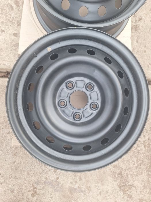 Диски R16 5*114.3 / ступица 60.1 / ЕТ 45