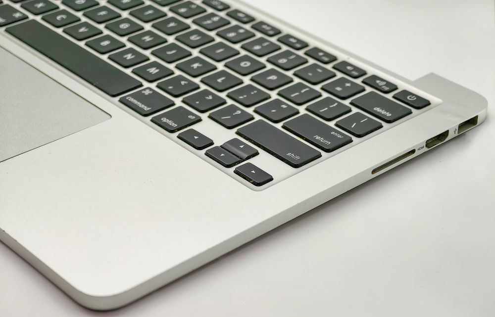 macbook pro 13 2015 - купить запчасти для ноутбуков - Цена на OLX.ua