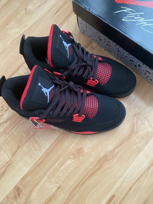 Jordan 4 red thunder