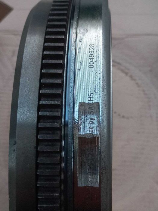 Двомасовий маховик,  2295000541 Sachs . LU 415074009.