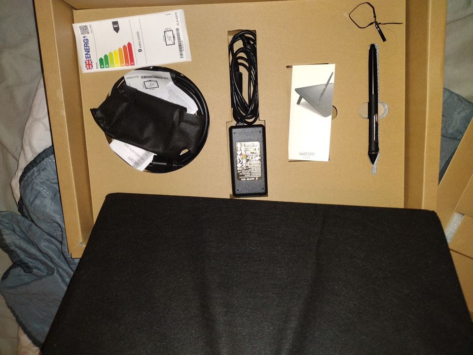 Wacom cintiq 16 tablet graficzny